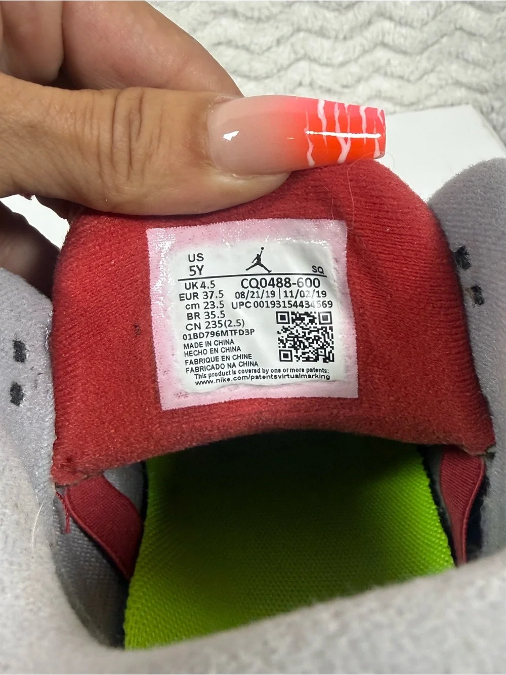 Air Jordan 3 Retro SE 